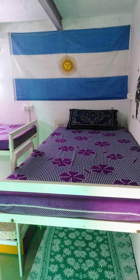 Zigzag Homestay アーグラ エクステリア 写真