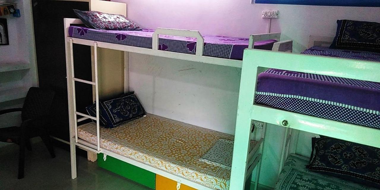 Zigzag Homestay アーグラ エクステリア 写真