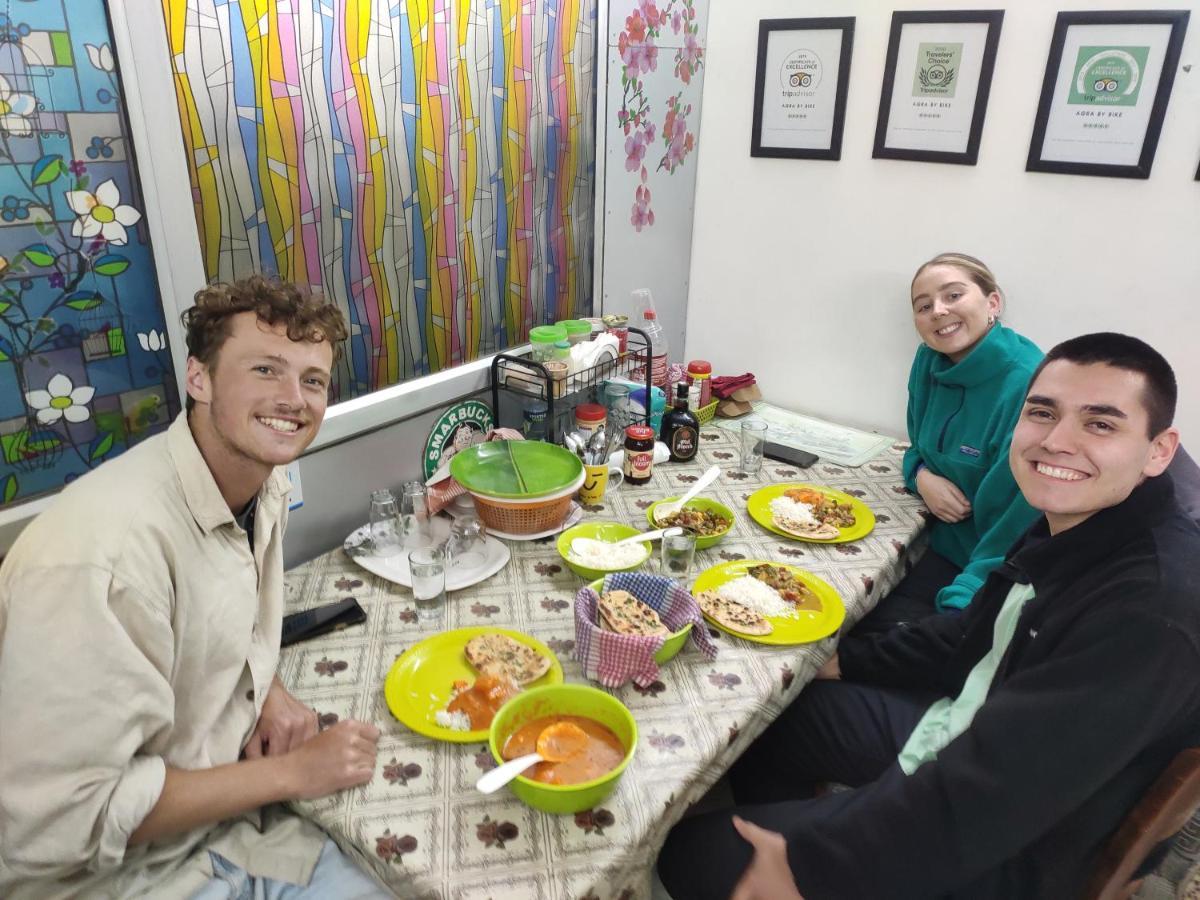 Zigzag Homestay アーグラ エクステリア 写真